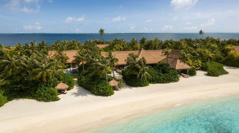 March Grand Escape: Waldorf Astoria Maldives Ithaafushi